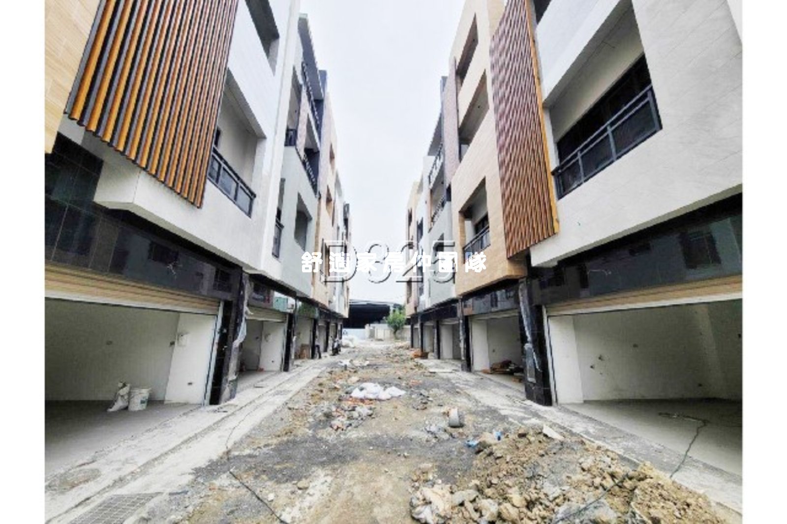 全新精品雙車墅-多間可選B5