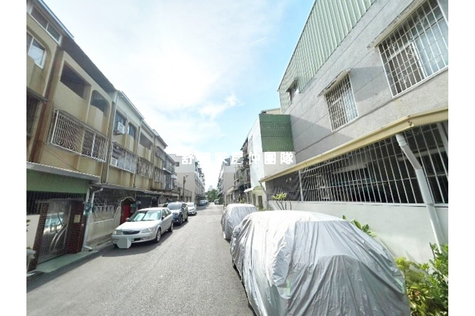 東區稀有活巷採光透天